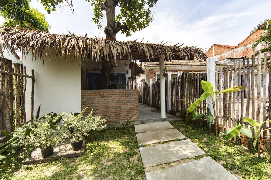 Cashew Tree Bungalow Bed and Breakfast Hoi An Esterno foto